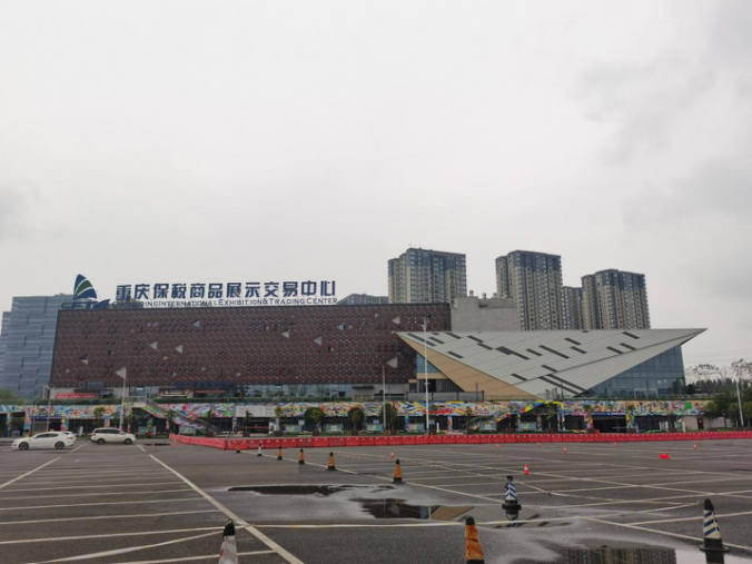 寸灘國(guó)際絲路花街建筑光影秀(圖1)